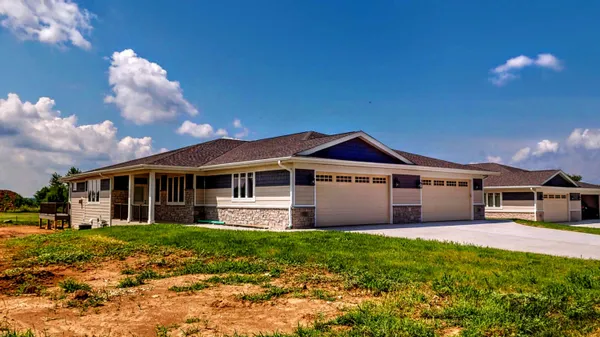 $469,900 | 724 East Reinel Street, Jefferson, WI 53549