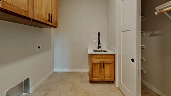 $469,900 | 724 East Reinel Street, Jefferson, WI 53549