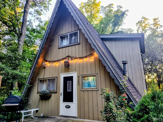 $449,000 | 9207 North Koher Road East, Syracuse, IN 46567