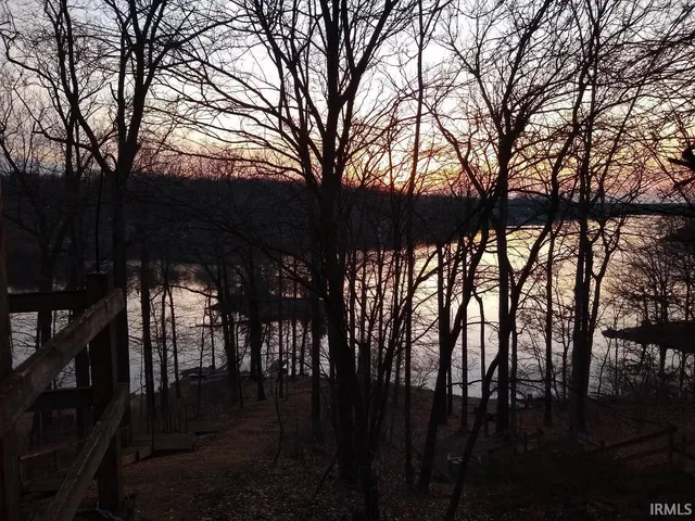 $449,000 | 9207 North Koher Road East, Syracuse, IN 46567