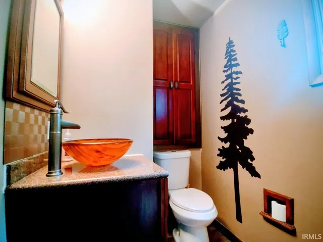 $449,000 | 9207 North Koher Road East, Syracuse, IN 46567