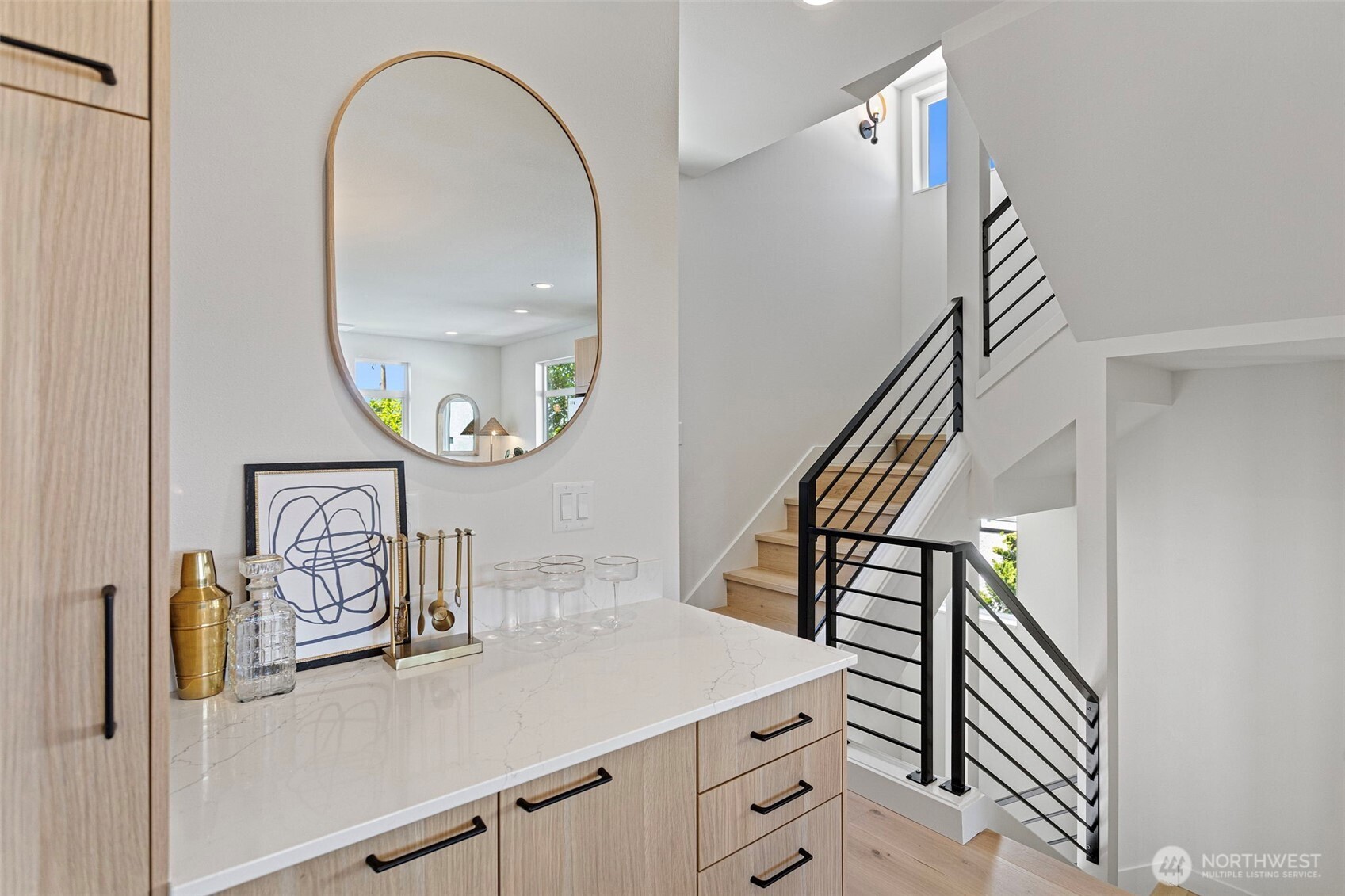 4430 Dayton Avenue North Seattle, WA 98103 - Photo 23 of 39