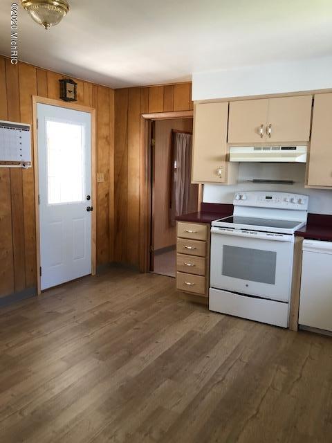 11069 210th Avenue Reed City, MI 49677 - Photo 32 of 41 IMG_6363