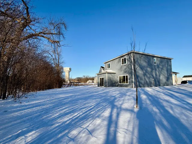 $419,900 | 15911 Finale Court North, Hugo, MN 55038