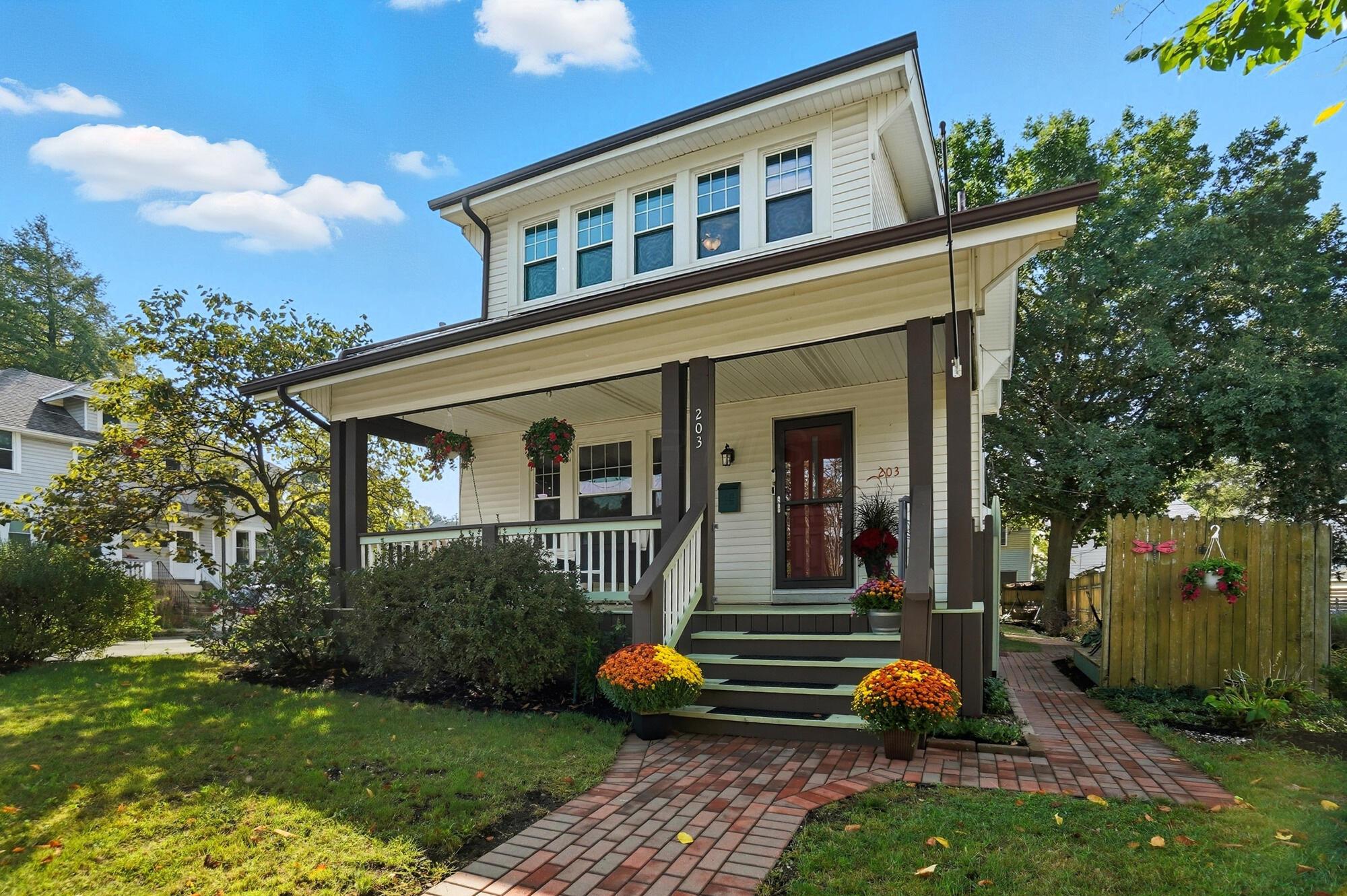 203 East Tulane Road Columbus, OH 43202 - Photo 2 of 80 019
