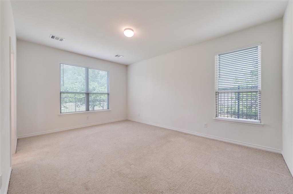 8089 Rabbit Drive Frisco, TX 75034 - Photo 33 of 37 Living room
