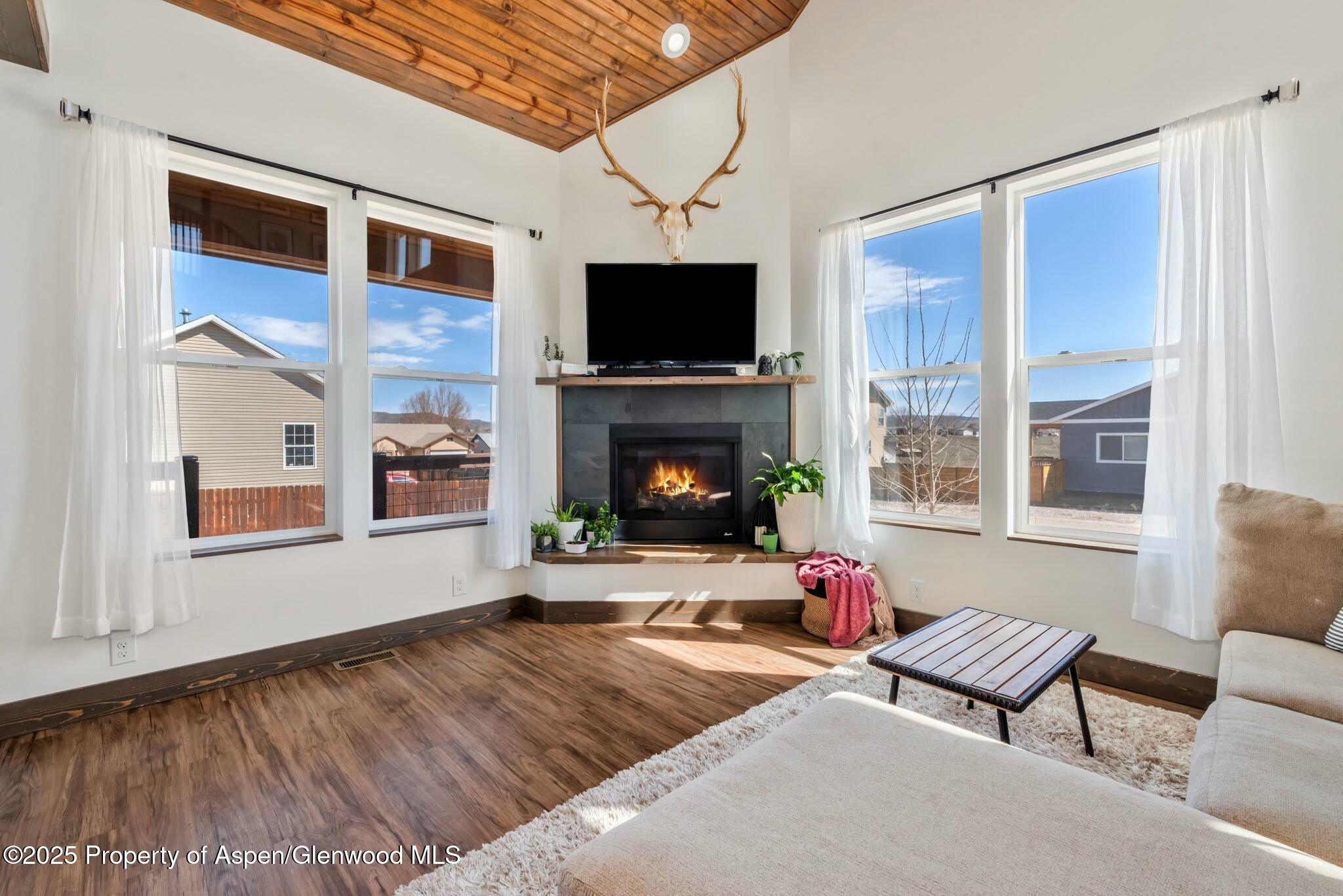 342 Lake View Road Hayden, CO 81639 - Photo 14 of 46 tempImage9EpurU