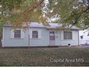 18 Beverly Drive Springfield, IL 62702 - Photo 1 of 10