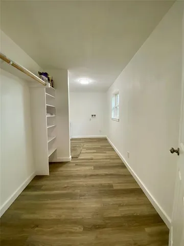 a view of empty room with window