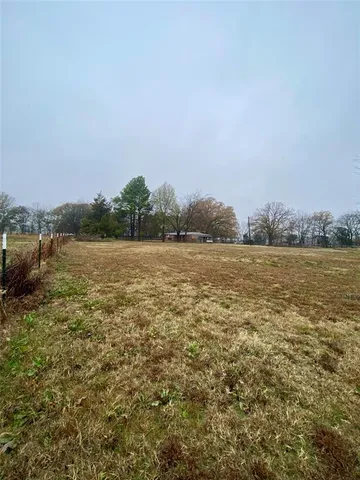 a view of a lake from a yard