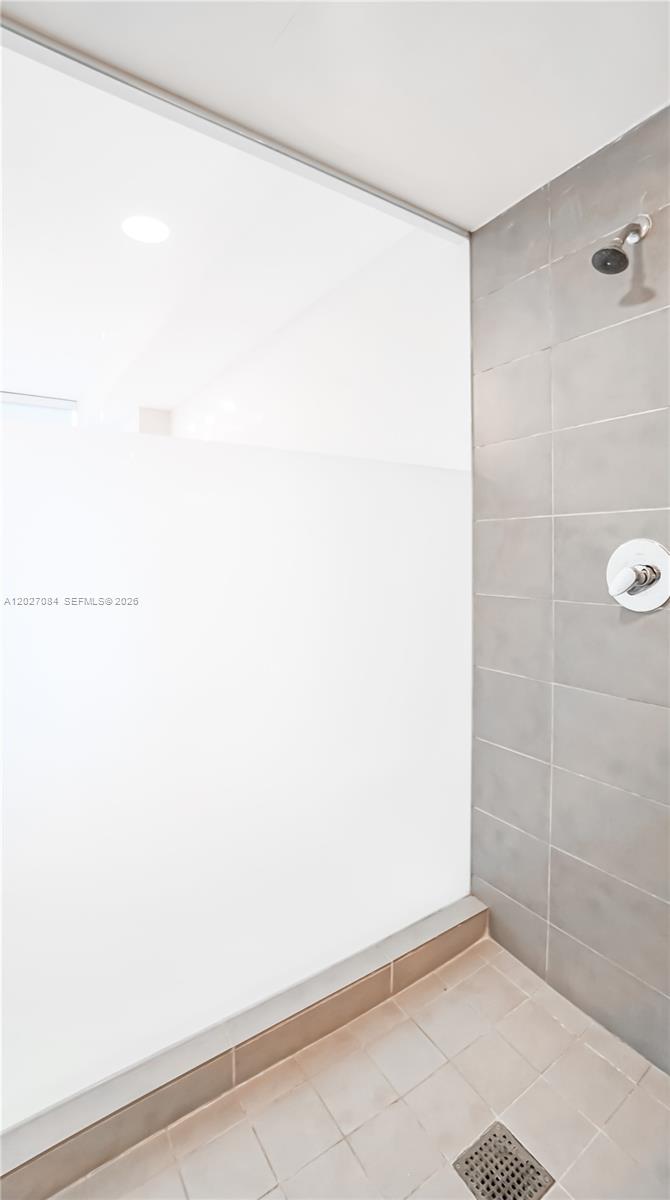 92 Southwest 3rd Street, Unit 1803 Miami, FL 33130 - Photo 10 of 29