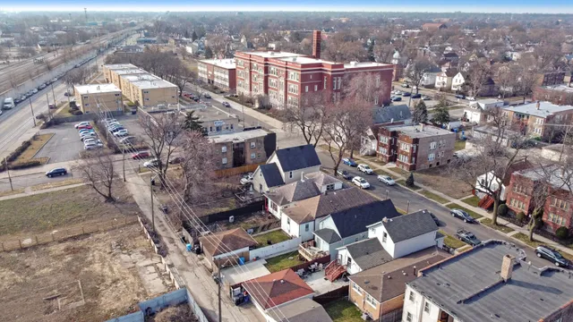 $259,900 | 8443 South Green Street, Chicago, IL 60620