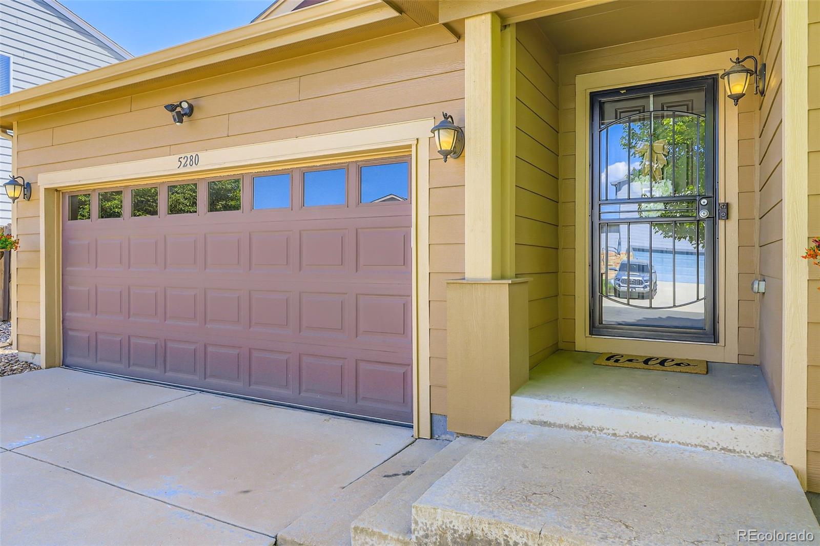 5280 Raritan Way Denver, CO 80221 - Photo 2 of 30 Gallery Image 2