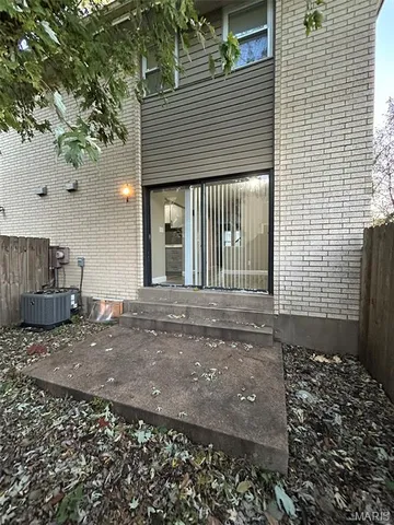 $1,850 | 837 Portsdown Road, Ballwin, MO 63011