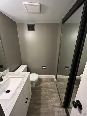 $1,850 | 837 Portsdown Road, Ballwin, MO 63011