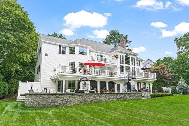 $3,299,000 | 257 High Street, Winchester, MA 01890