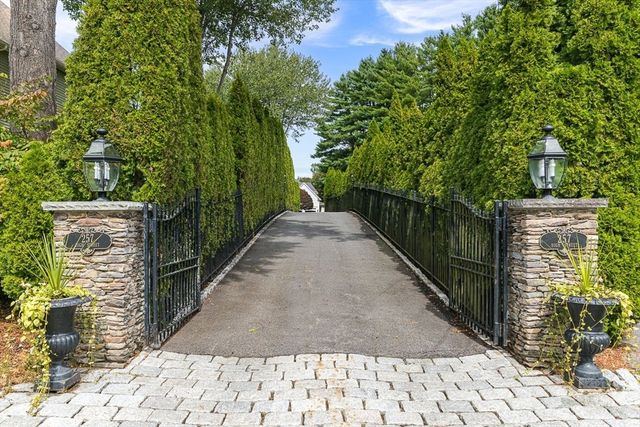 $3,299,000 | 257 High Street, Winchester, MA 01890