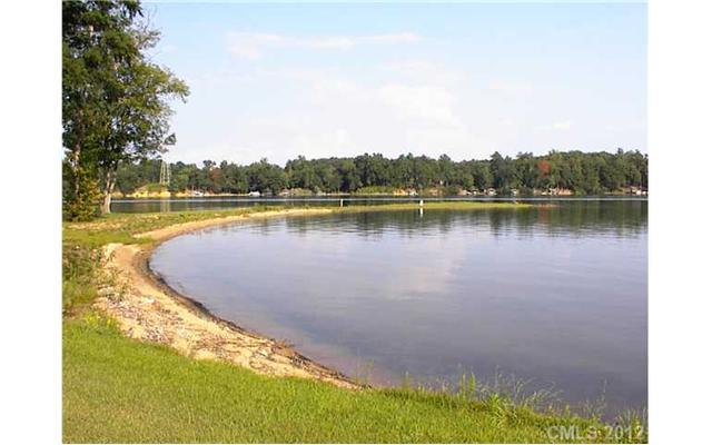 707 Island Point Road Mount Holly, NC 28120 - Photo 8 of 16 Gallery Image 8
