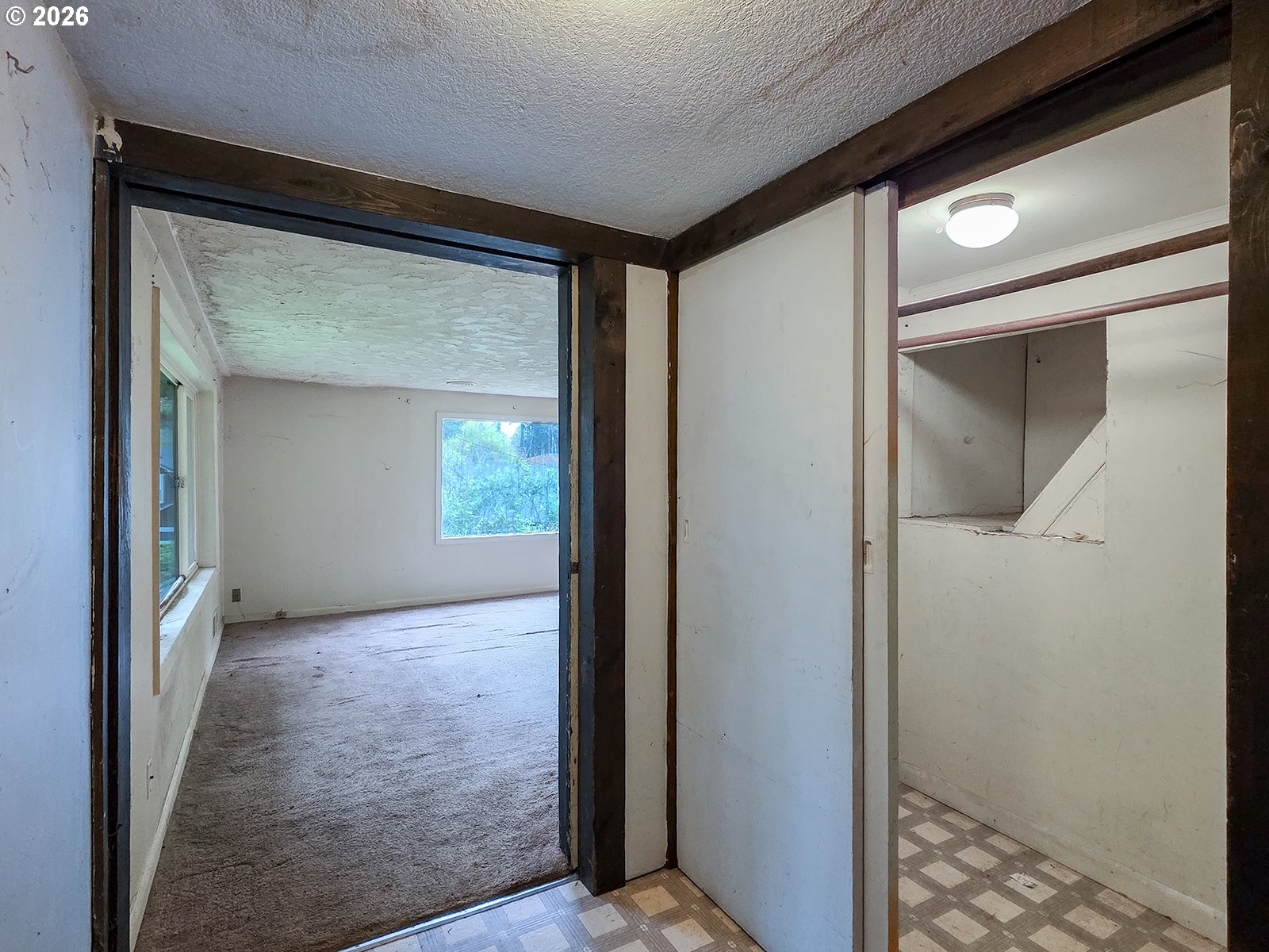 4410 Southeast Aldercrest Road Milwaukie, OR 97222 - Photo 9 of 28 a view of an empty room