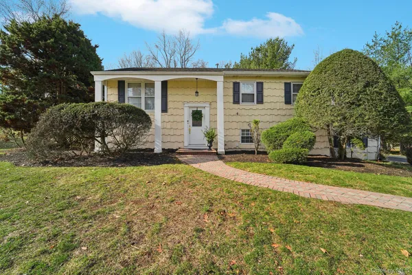 $699,000 | 551 Westfield Drive, Valley Cottage, NY 10989