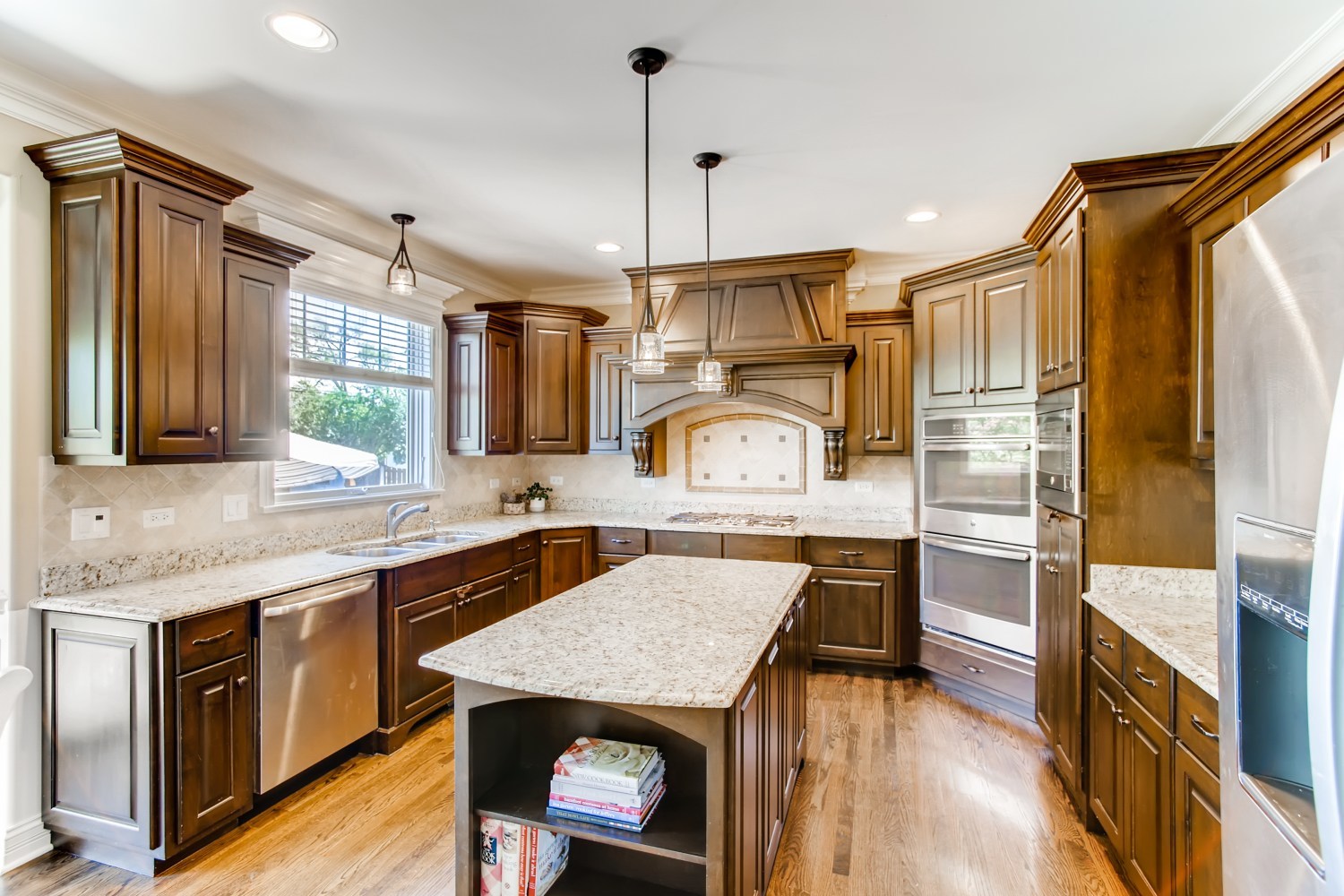 685 West Avenue Elmhurst, IL 60126 - Photo 7 of 25