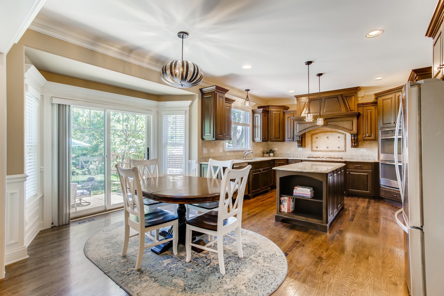 685 West Avenue Elmhurst, IL 60126 - Photo 8 of 25