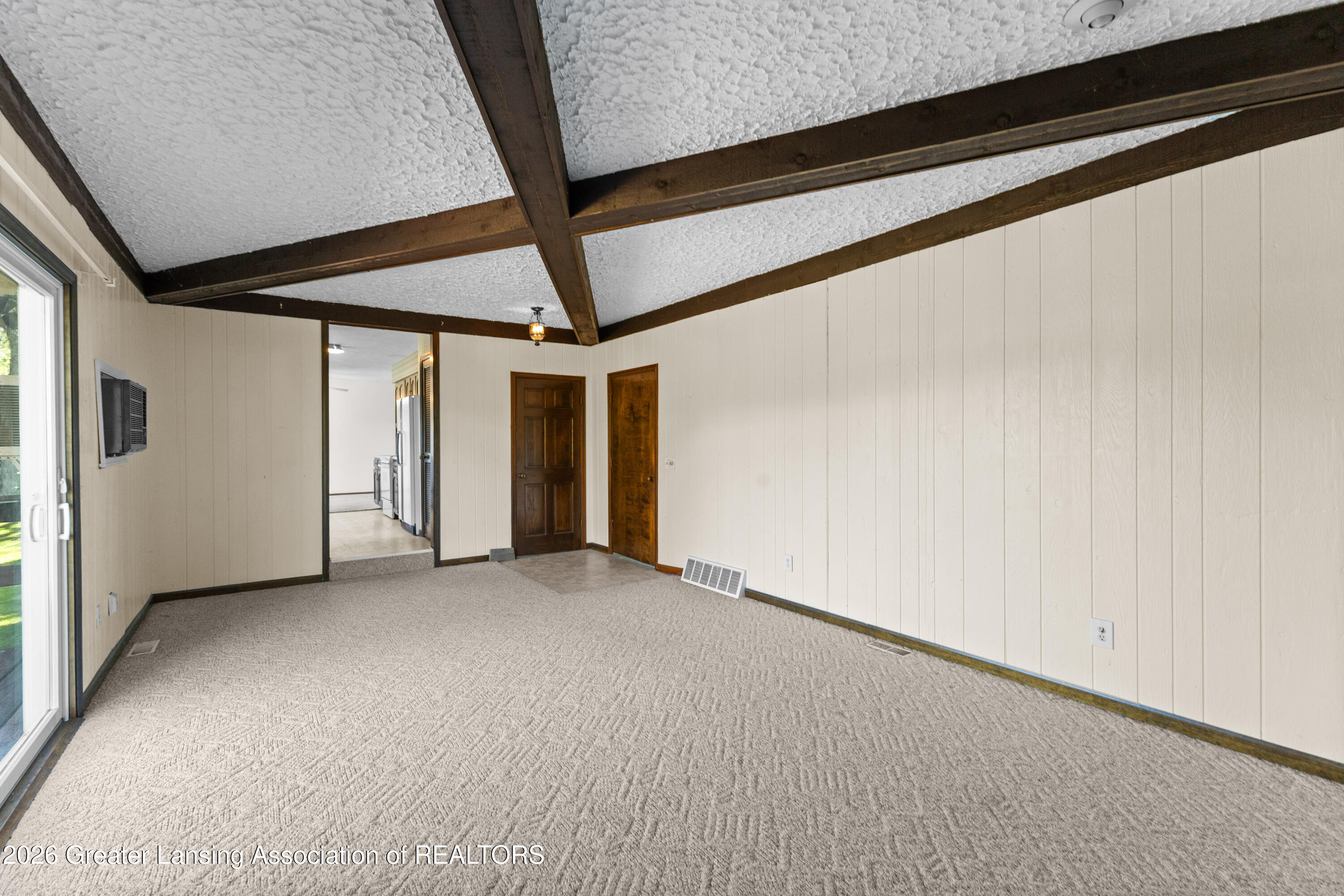 6822 Aberdeen Drive Dimondale, MI 48821 - Photo 27 of 47 IMG_2672