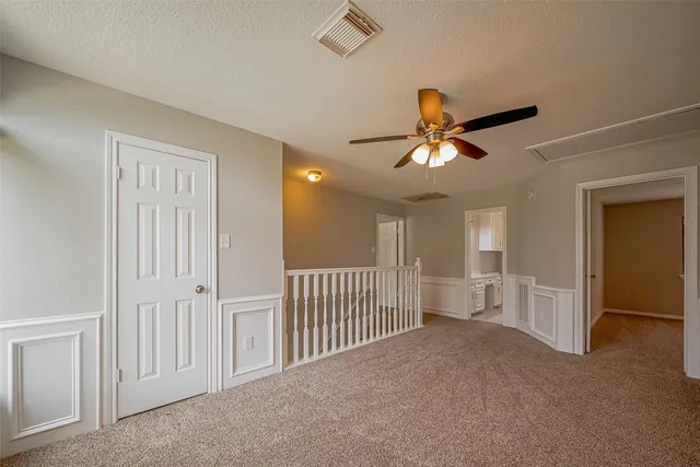 $369,000 | 215 Wood Cir Lane, Houston, TX 77015