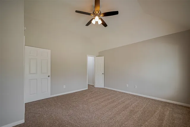 $369,000 | 215 Wood Cir Lane, Houston, TX 77015