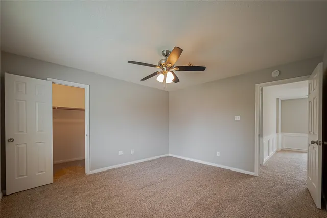 $369,000 | 215 Wood Cir Lane, Houston, TX 77015