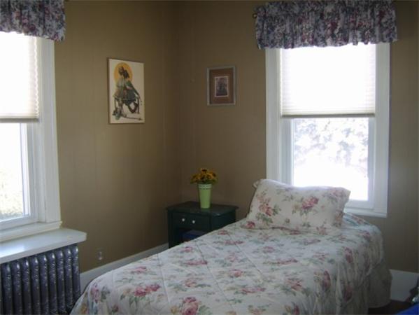 43 Stratford Road Melrose, MA 02176 - Photo 15 of 19 Gallery Image 15