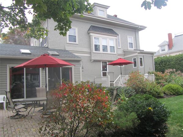 43 Stratford Road Melrose, MA 02176 - Photo 3 of 19 Gallery Image 3