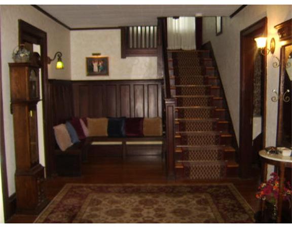 43 Stratford Road Melrose, MA 02176 - Photo 7 of 19 Gallery Image 7