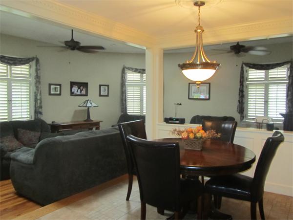 43 Stratford Road Melrose, MA 02176 - Photo 9 of 19 Gallery Image 9