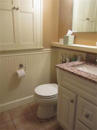 43 Stratford Road Melrose, MA 02176 - Photo 10 of 19 Gallery Image 10