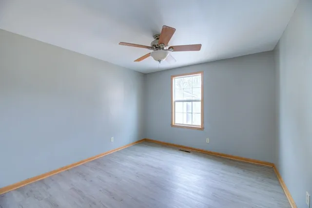 $126,900 | 918 East 15th Avenue, Winfield, KS 67156