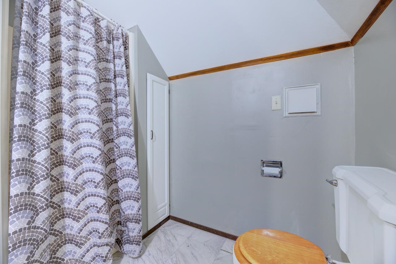 918 East 15th Avenue Winfield, KS 67156 - Photo 21 of 26