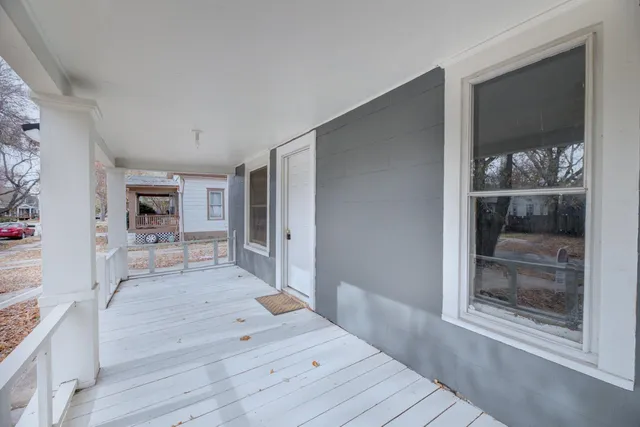 $126,900 | 918 East 15th Avenue, Winfield, KS 67156