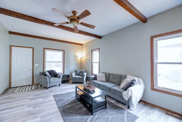 $126,900 | 918 East 15th Avenue, Winfield, KS 67156