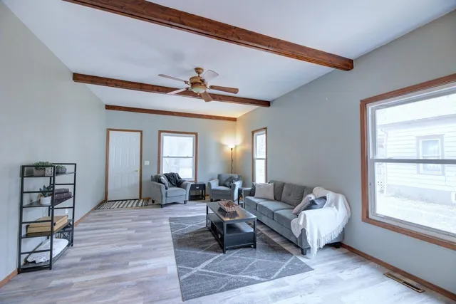 $126,900 | 918 East 15th Avenue, Winfield, KS 67156