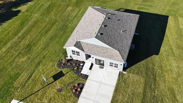 $362,990 | 706 Fallen Leaf Drive, Belton, MO 64012