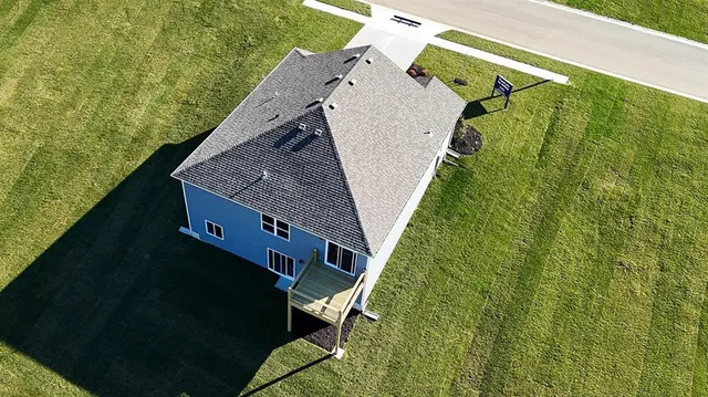 $362,990 | 706 Fallen Leaf Drive, Belton, MO 64012