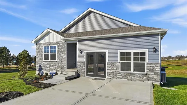 $362,990 | 706 Fallen Leaf Drive, Belton, MO 64012