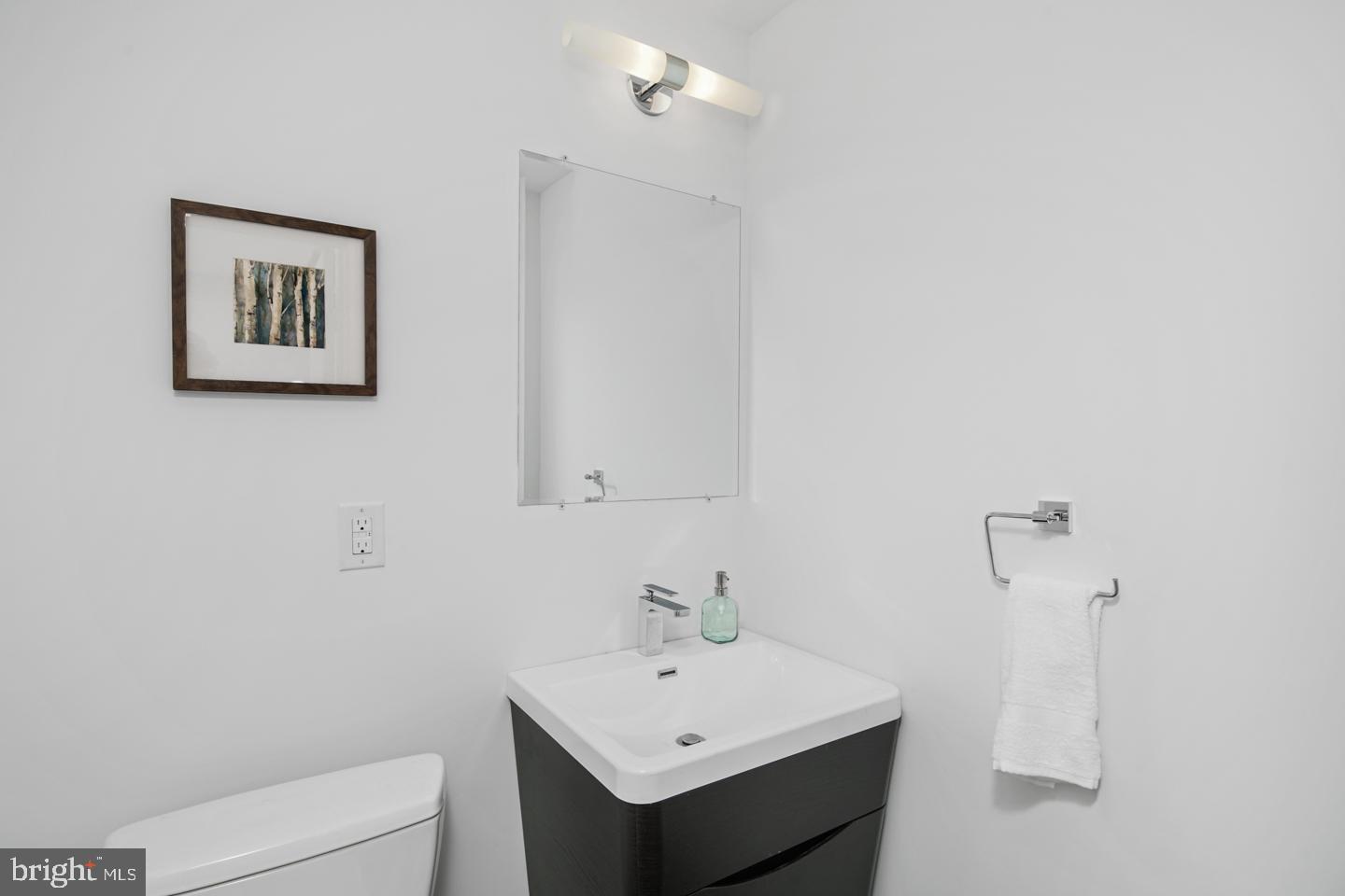 2624 Webster Street Philadelphia, PA 19146 - Photo 17 of 34