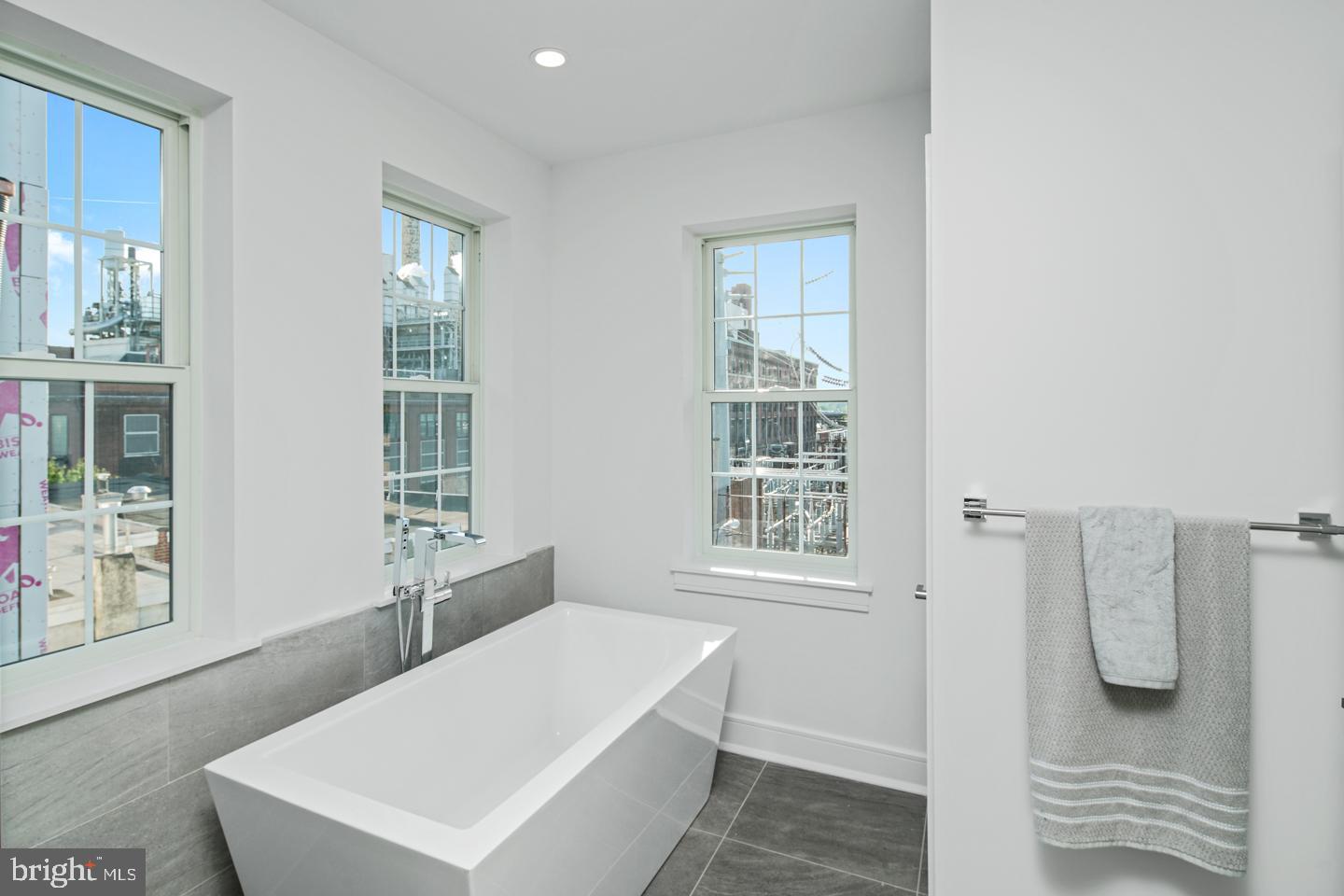 2624 Webster Street Philadelphia, PA 19146 - Photo 30 of 34