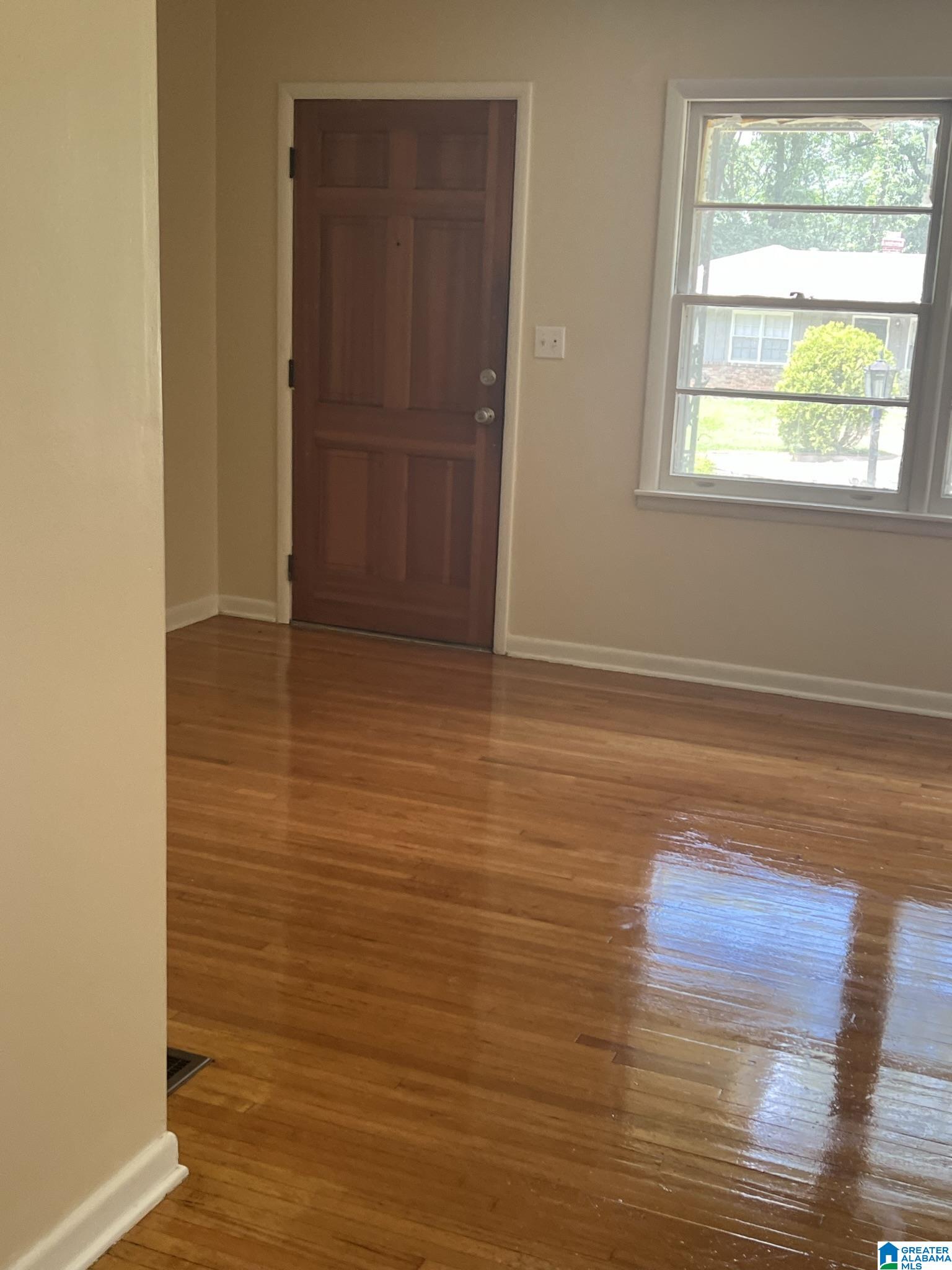 1037 Hagwood Road Birmingham, AL 35235 - Photo 2 of 3