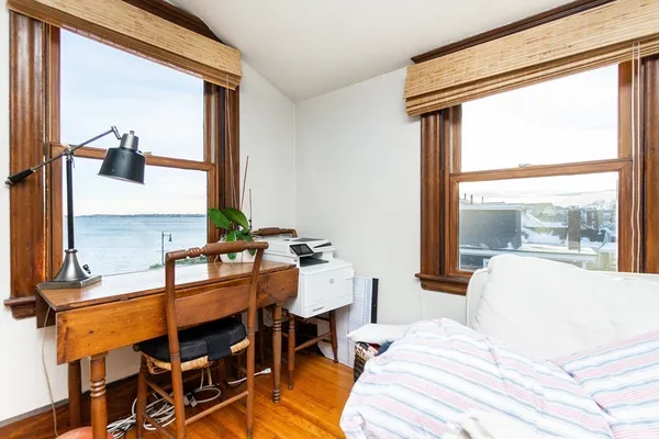 $2,500 | 322 Humphrey Street, Unit 1, Swampscott, MA 01907