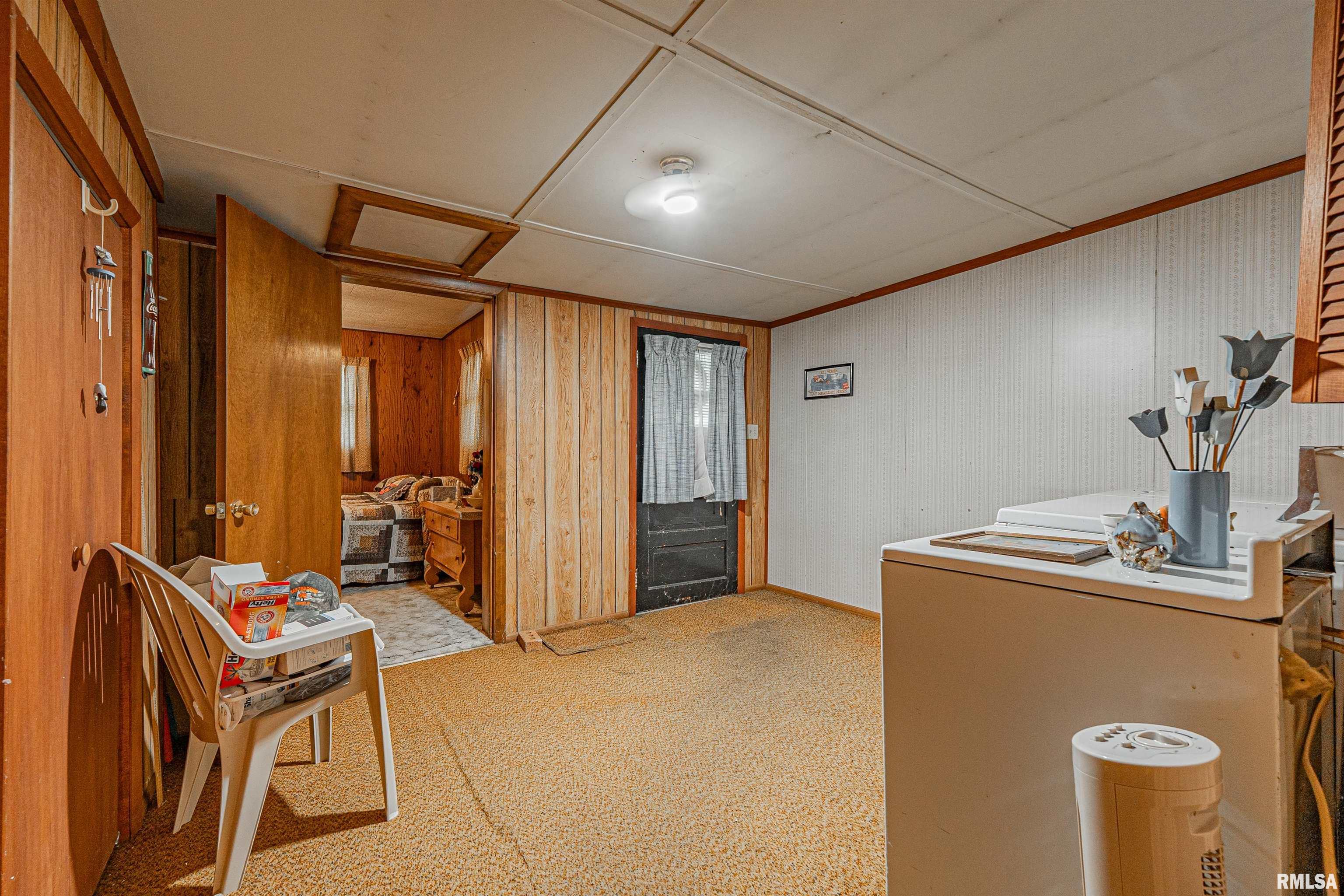 7550 Mathews Bay Road Bath, IL 62617 - Photo 9 of 24