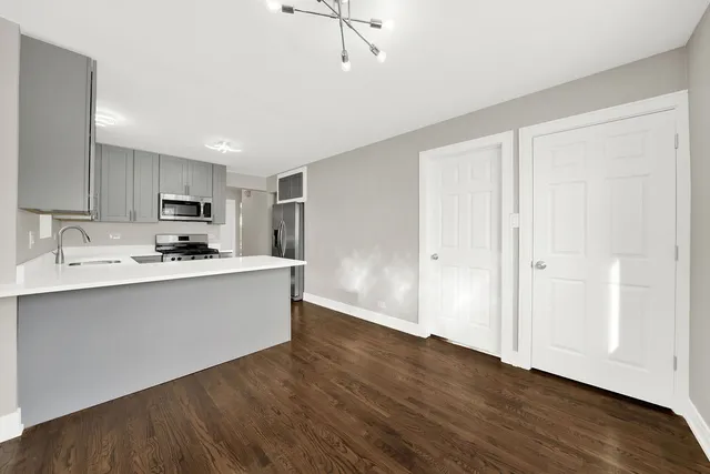 $329,900 | 7725 South Albany Avenue, Chicago, IL 60652