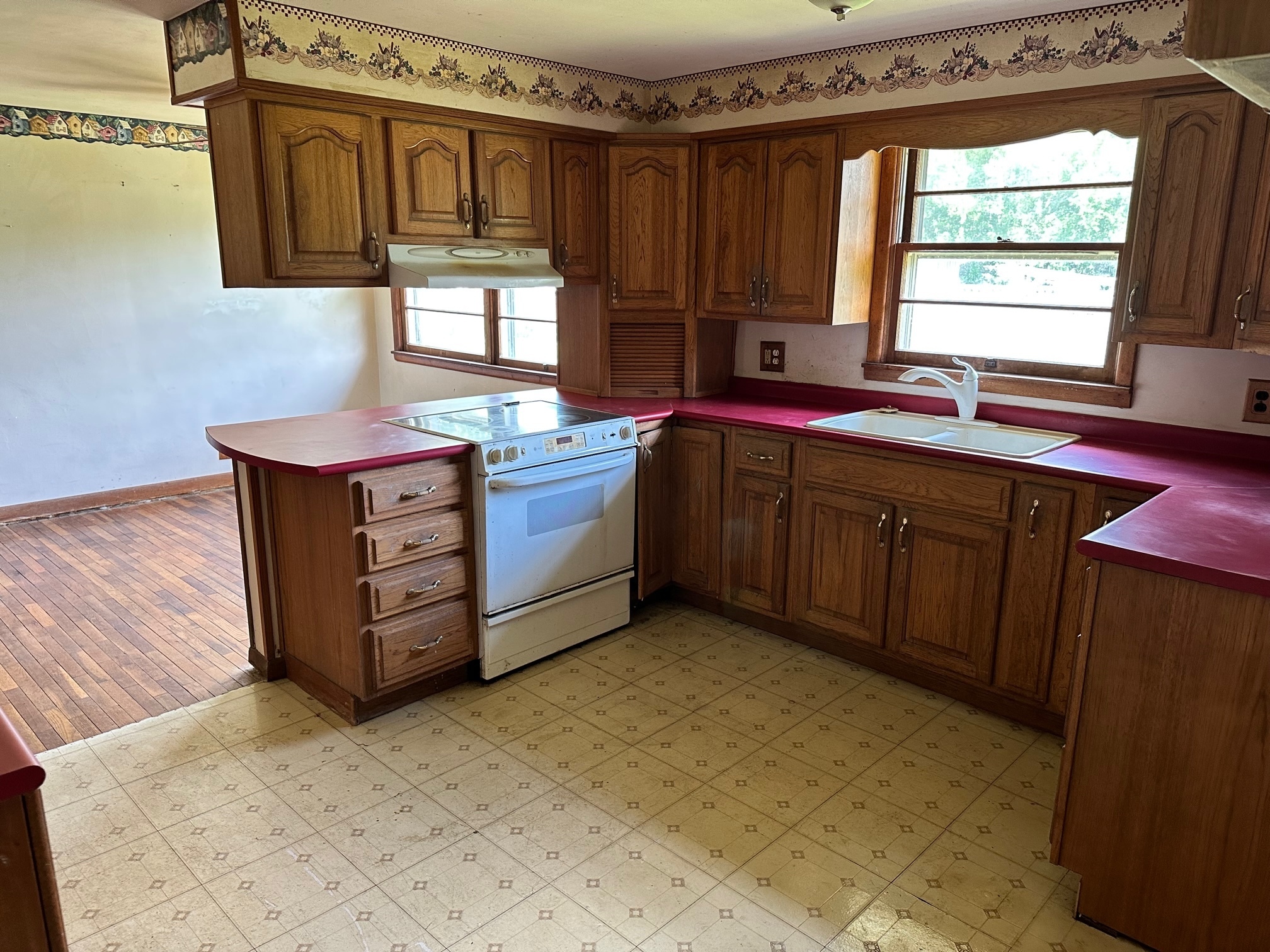 122 Sycamore Street Rosedale, IN 47874 - Photo 4 of 10